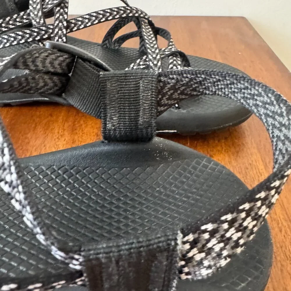 Chaco ZX/2 Dual Adjustable Straps Classic Sandal in Boost Black - Picture 3 of 13